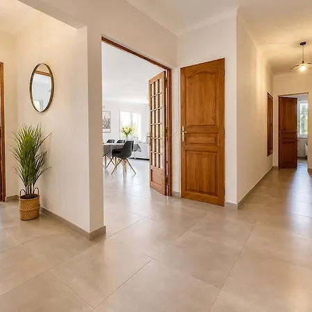 Villa De Bianca - Spacious - Quiet Saint-Raphaël